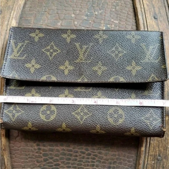 Louis Vuitton vintage Monogram Brown Wallet - Picture 6 of 9